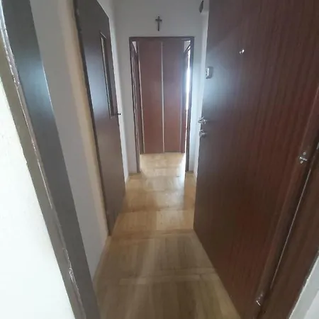 Noclegi Rzeszów Nocleg ze śniadaniem *